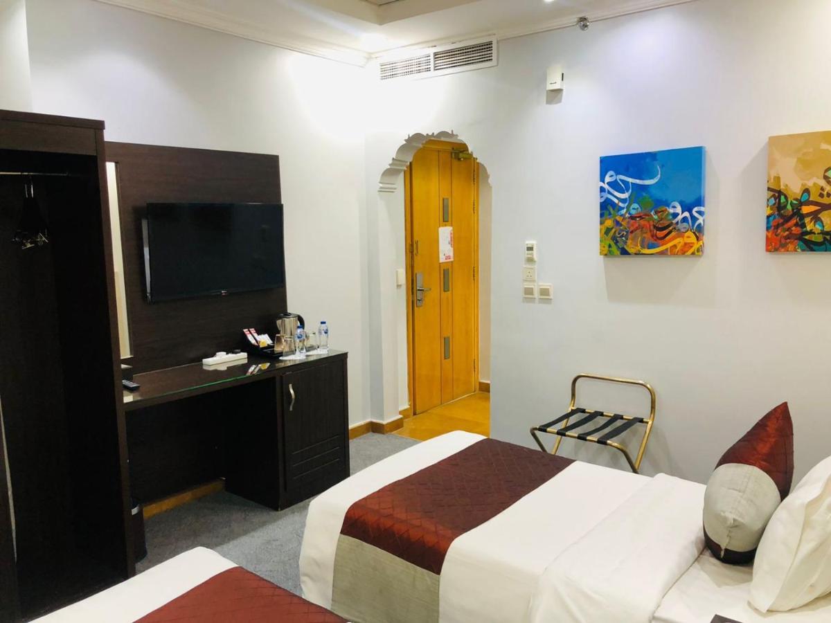 M Platinum Hotel Медина Экстерьер фото