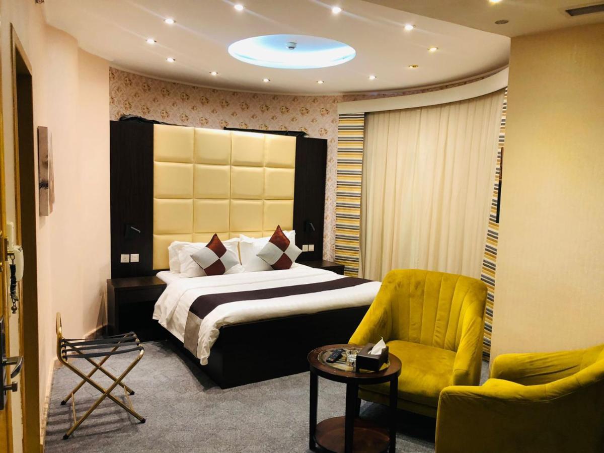 M Platinum Hotel Медина Экстерьер фото