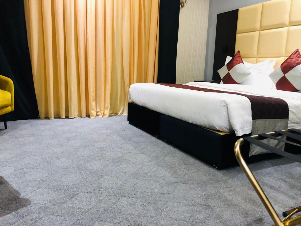 M Platinum Hotel Медина Экстерьер фото