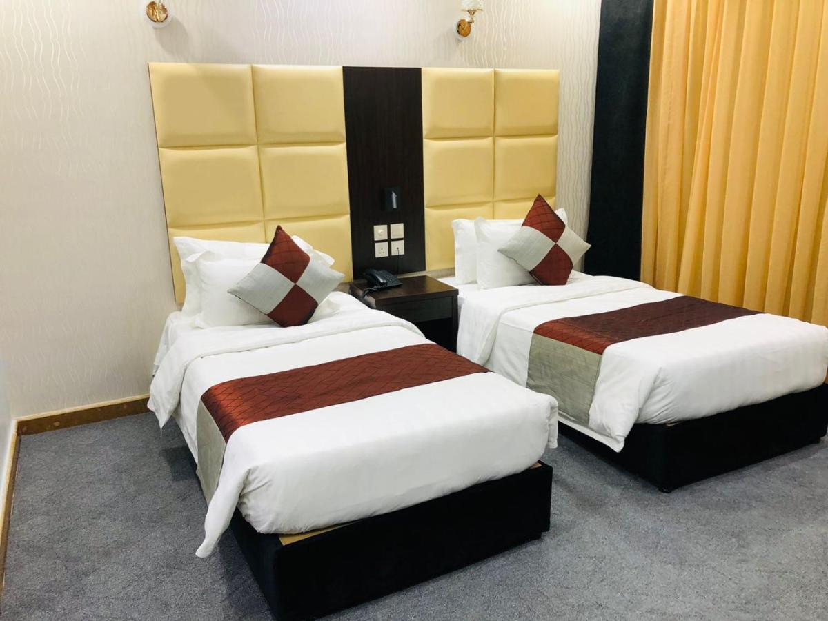 M Platinum Hotel Медина Экстерьер фото